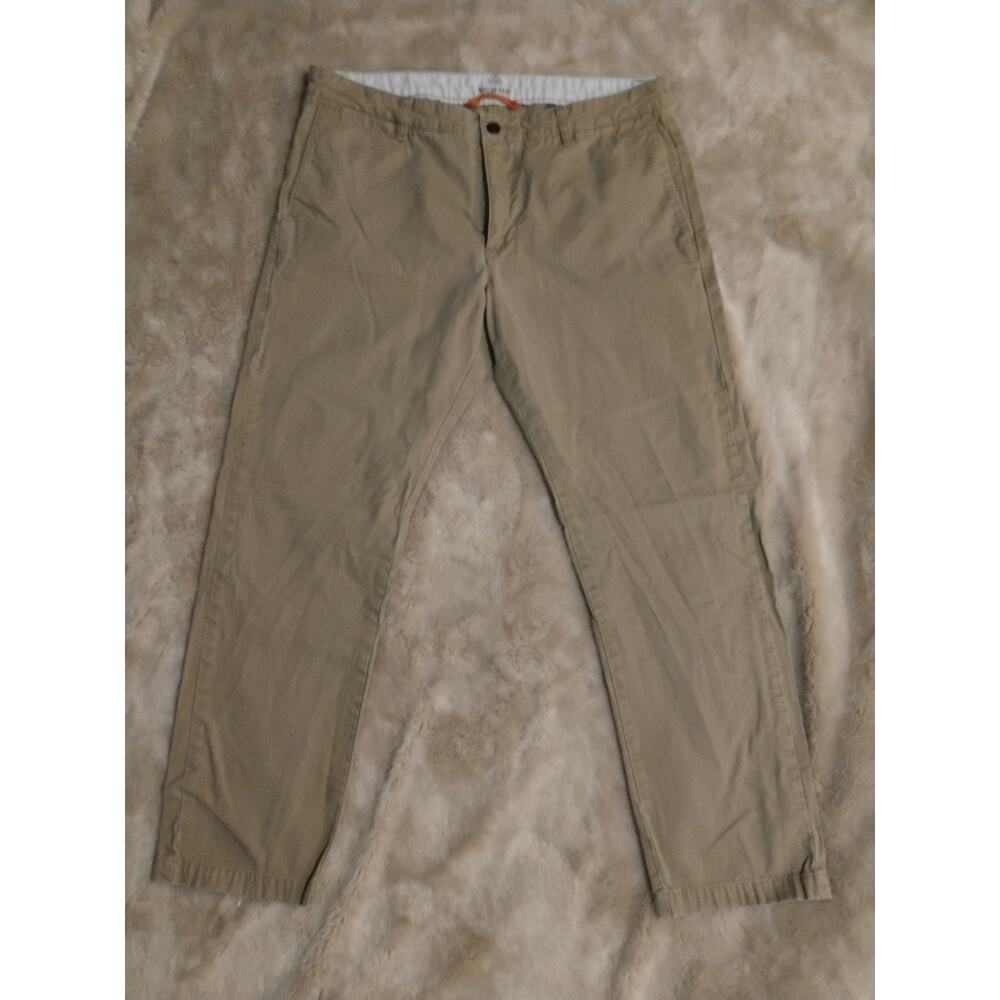 Pacific Modern Khaki 36x32